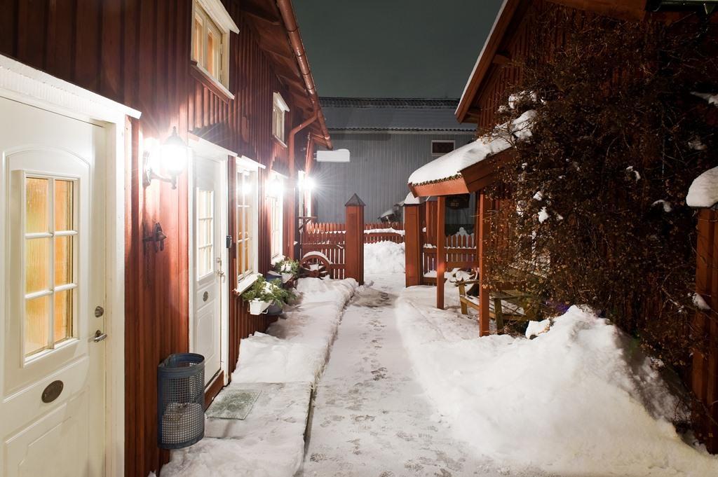 Vårgårda Hotell Mikaelsgarden מראה חיצוני תמונה