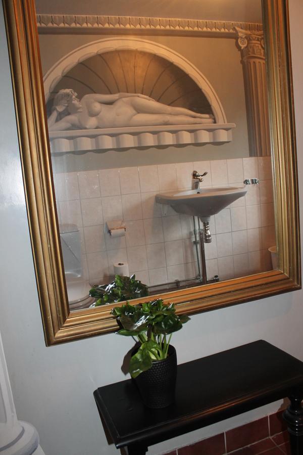 Vårgårda Hotell Mikaelsgarden מראה חיצוני תמונה